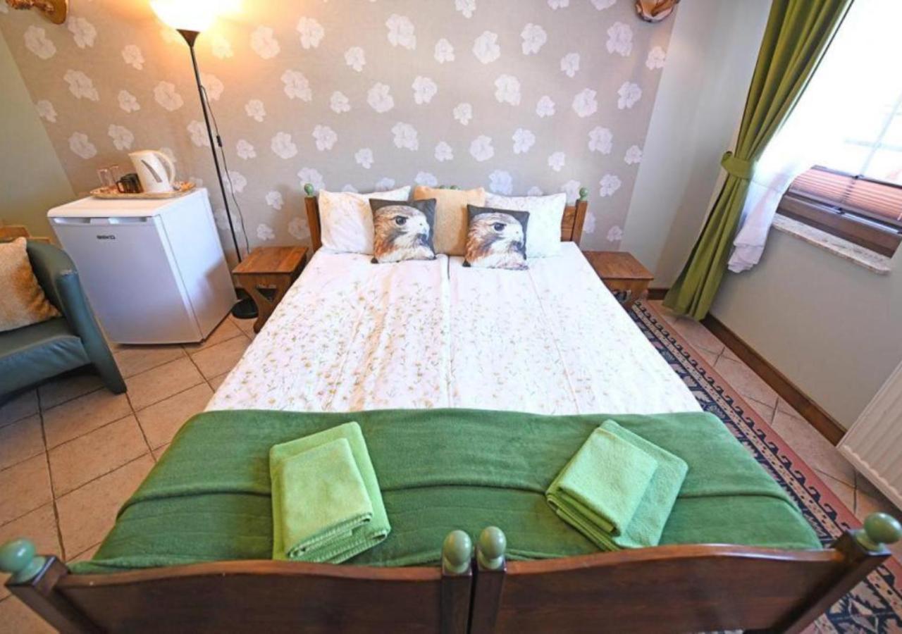 Gosciniec Malinowka Bed & Breakfast Krzeszna Exterior foto
